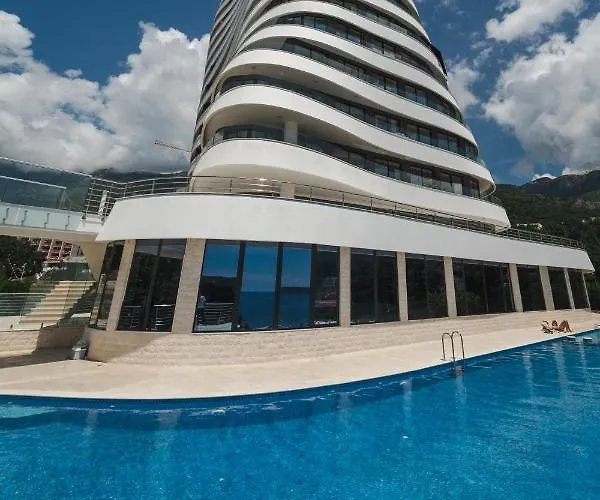 La Barca Apartments