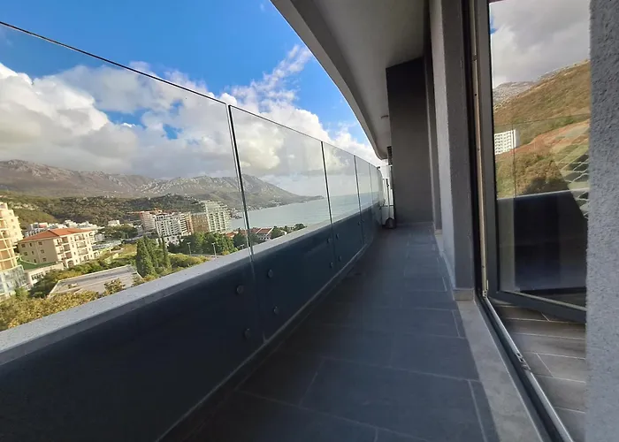 La Barca Apartments